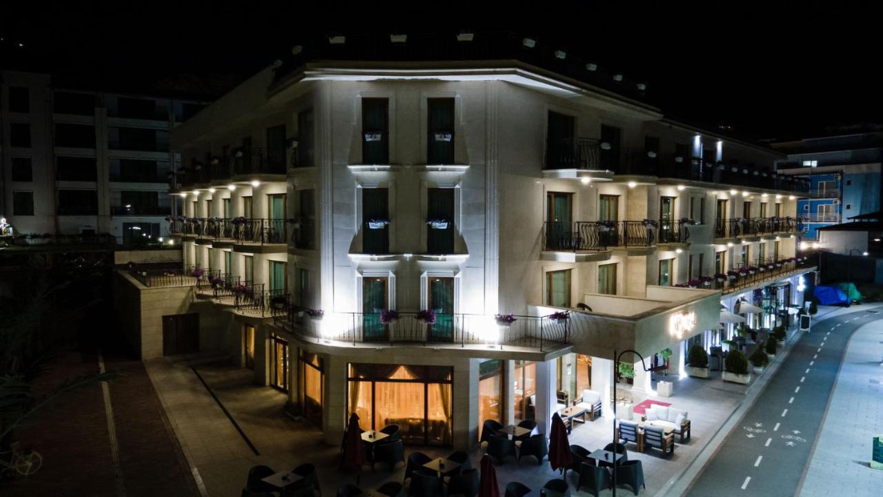 Hotel Mistral Balchik Exterior photo