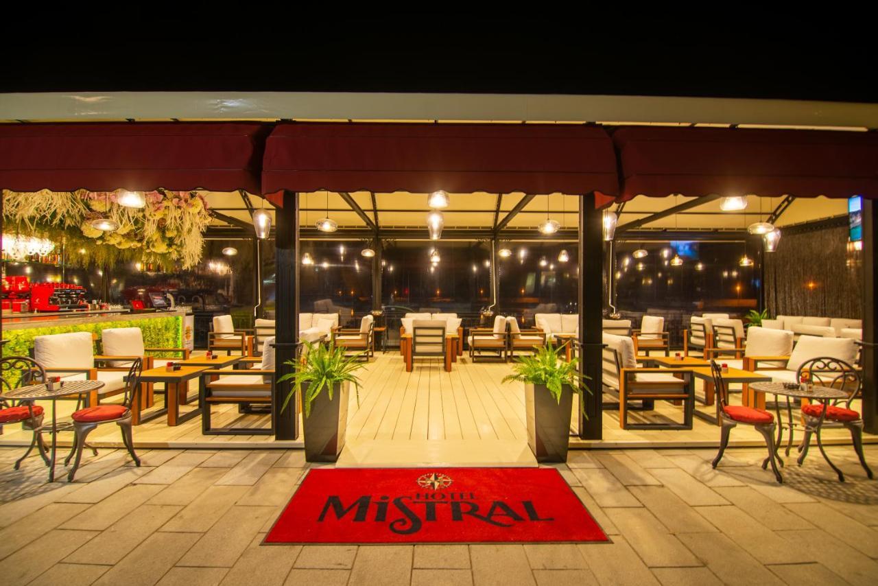 Hotel Mistral Balchik Exterior photo